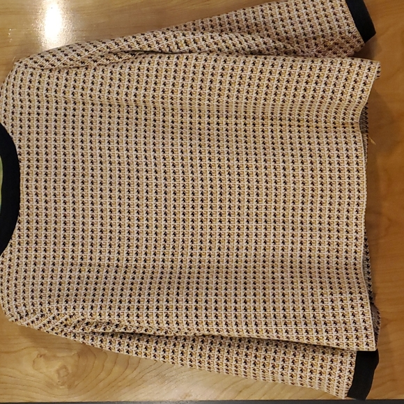 Chanel style blazer - Picture 6 of 8